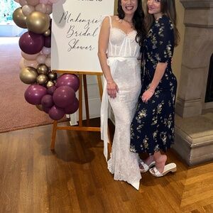 V Chapman Romanza Dress SIZE 4